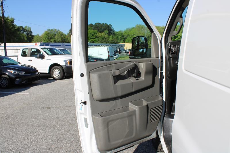 Chevrolet Express Cargo Van RWD 3500 155" 2016