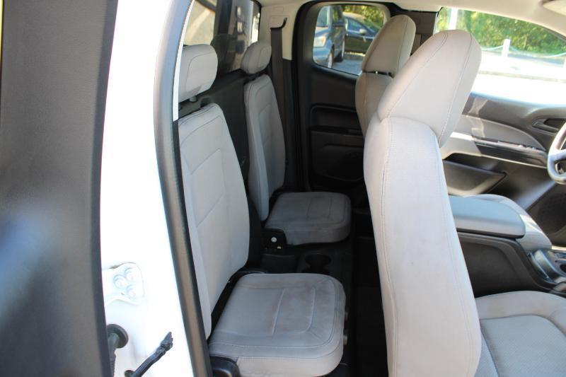 Chevrolet Colorado 2WD Ext Cab 128.3" WT 2015