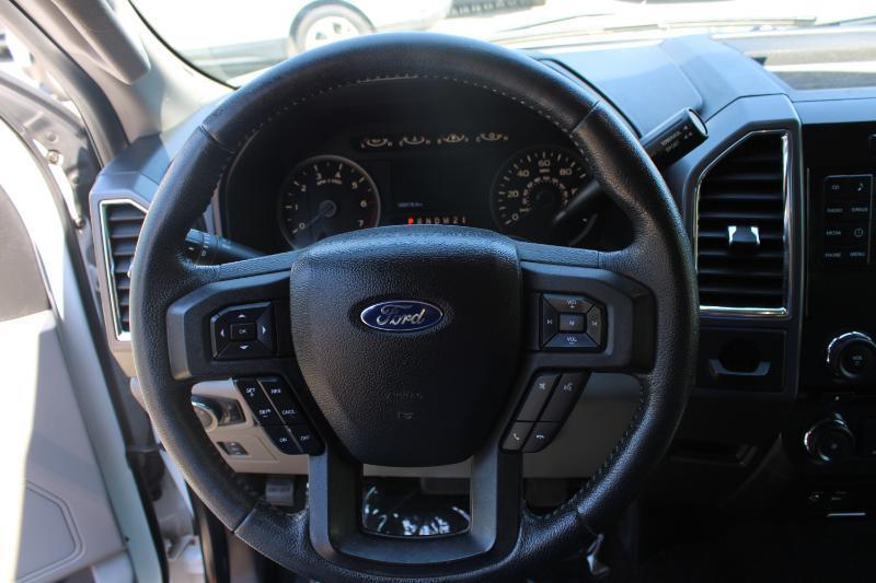 Ford F-150 2WD SuperCab 145" XLT 2015