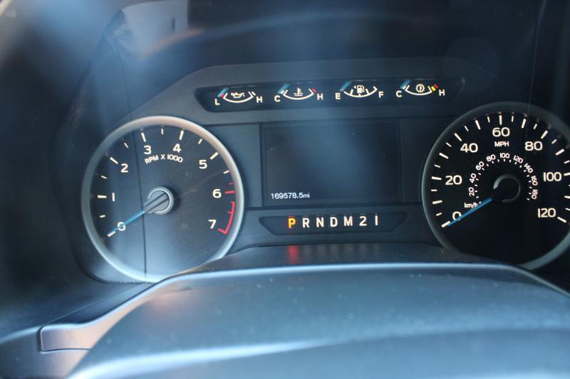 Ford F-150 2WD SuperCab 145" XLT 2015