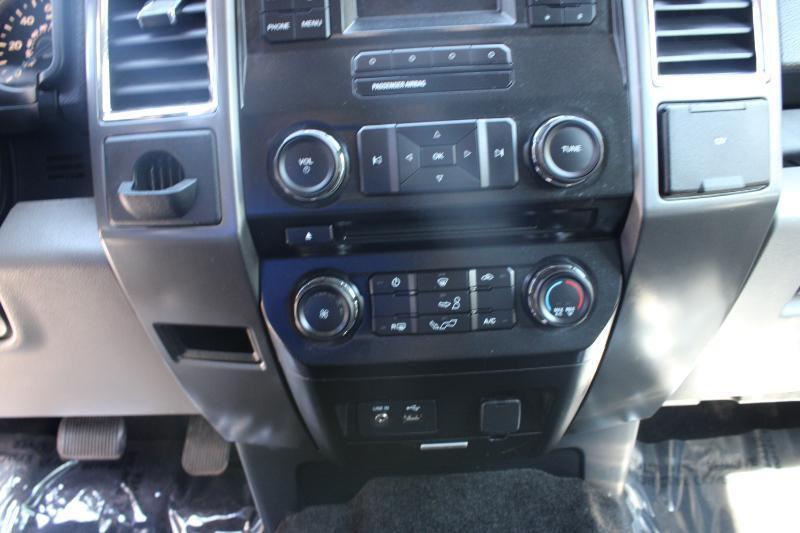 Ford F-150 2WD SuperCab 145" XLT 2015