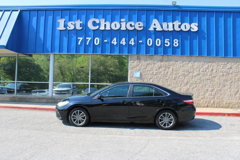 Toyota Camry 4dr Sdn I4 Auto SE (Natl) 2015