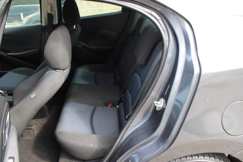 Toyota Yaris iA Manual (Natl) 2018