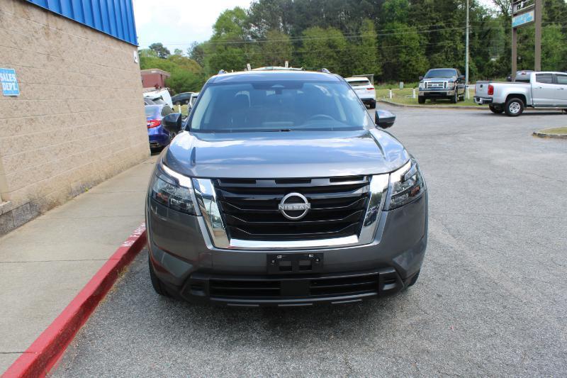 Nissan Pathfinder SV 2WD 2023