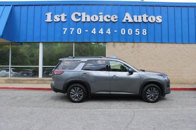 Nissan Pathfinder SV 2WD 2023