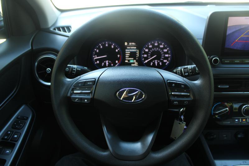 Hyundai Kona SE Auto FWD 2022