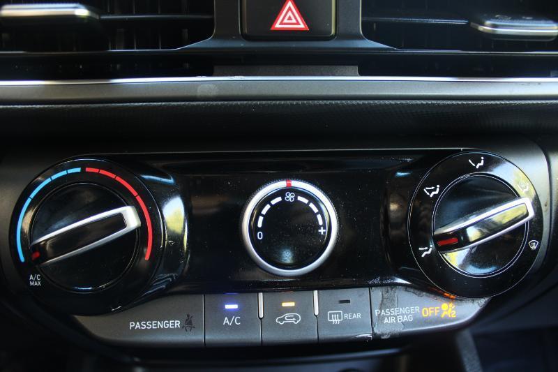 Hyundai Kona SE Auto FWD 2022