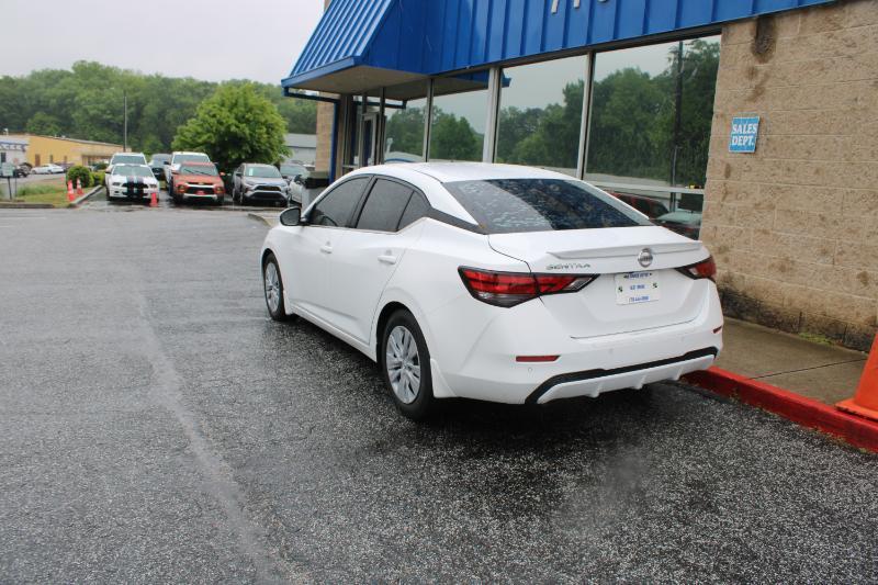 Nissan Sentra S CVT 2021