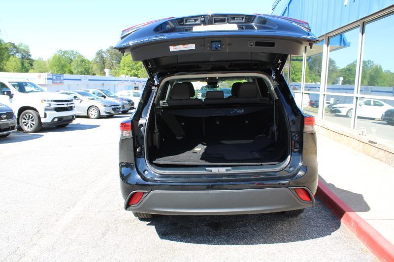 Toyota Highlander Hybrid LE AWD (Natl) 2022