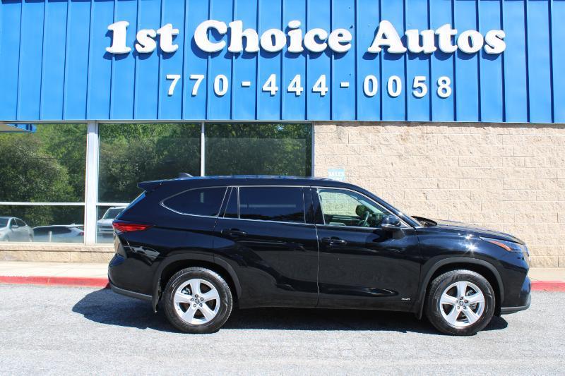 Toyota Highlander Hybrid LE AWD (Natl) 2022