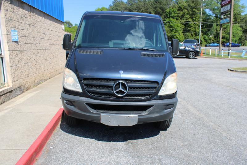 Mercedes-Benz Sprinter Vans 2500 144" 2012