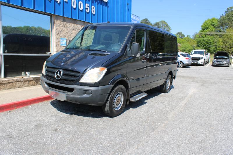 Mercedes-Benz Sprinter Vans 2500 144" 2012