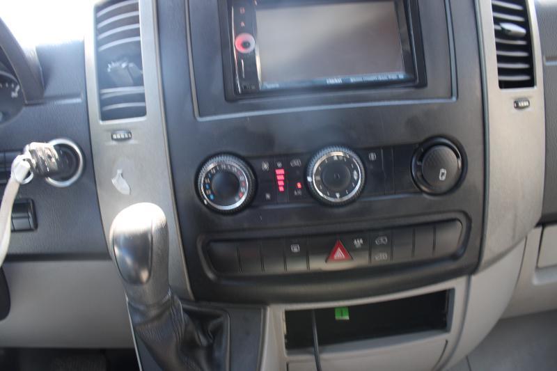 Mercedes-Benz Sprinter Vans 2500 144" 2012