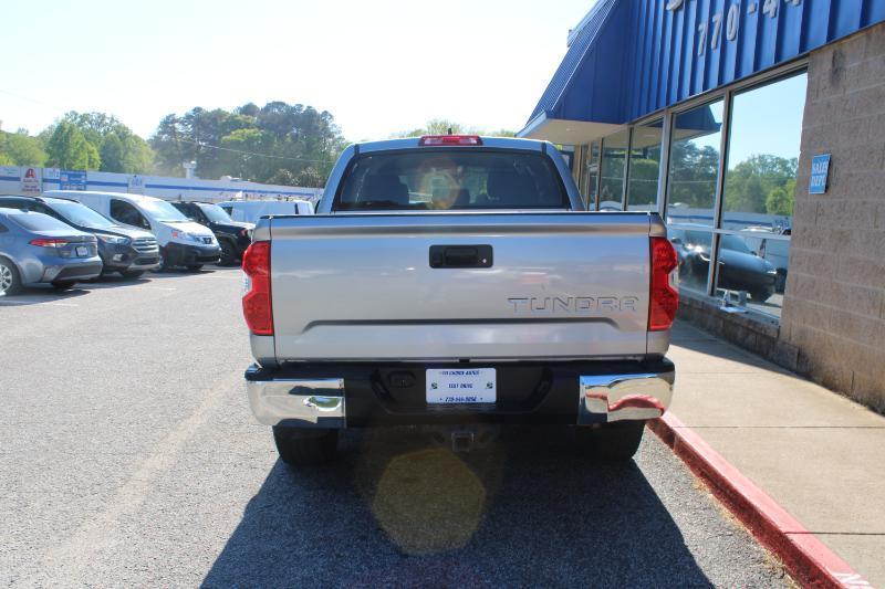 Toyota Tundra 2WD SR5 CrewMax 5.5' Bed 5.7L (Natl) 2020