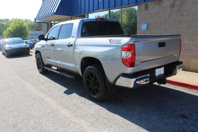Toyota Tundra 2WD SR5 CrewMax 5.5' Bed 5.7L (Natl) 2020