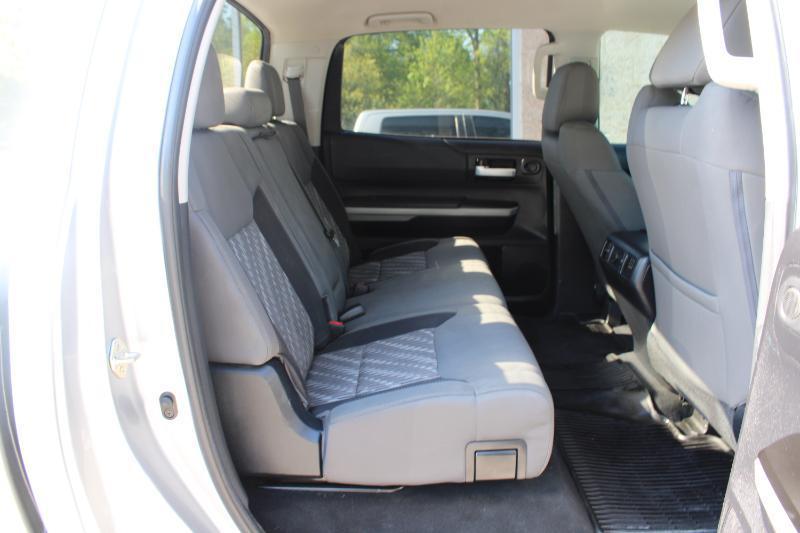 Toyota Tundra 2WD SR5 CrewMax 5.5' Bed 5.7L (Natl) 2020
