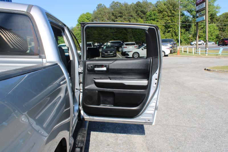Toyota Tundra 2WD SR5 CrewMax 5.5' Bed 5.7L (Natl) 2020