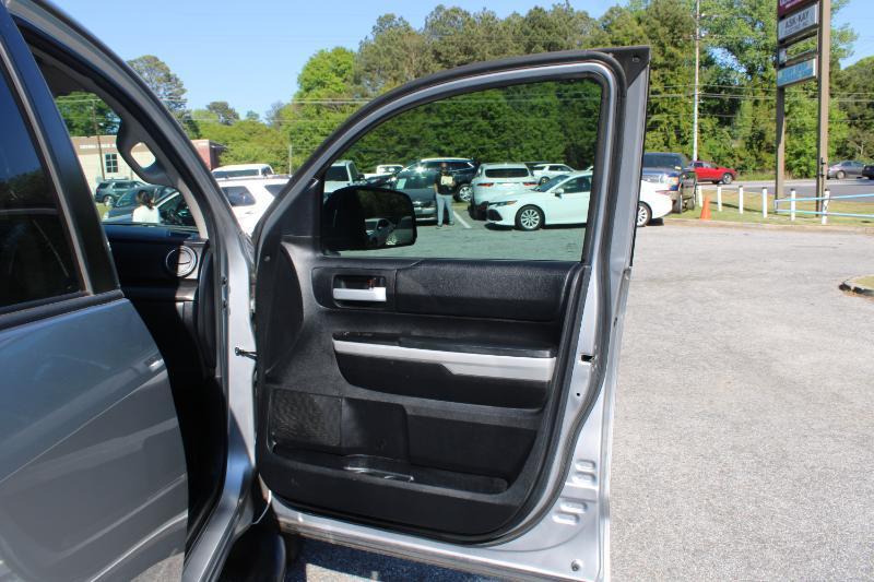 Toyota Tundra 2WD SR5 CrewMax 5.5' Bed 5.7L (Natl) 2020