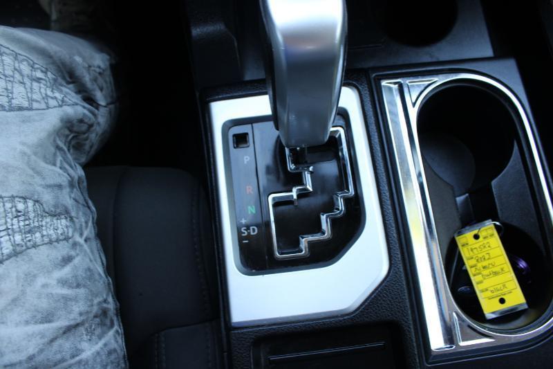 Toyota Tundra 2WD SR5 CrewMax 5.5' Bed 5.7L (Natl) 2020