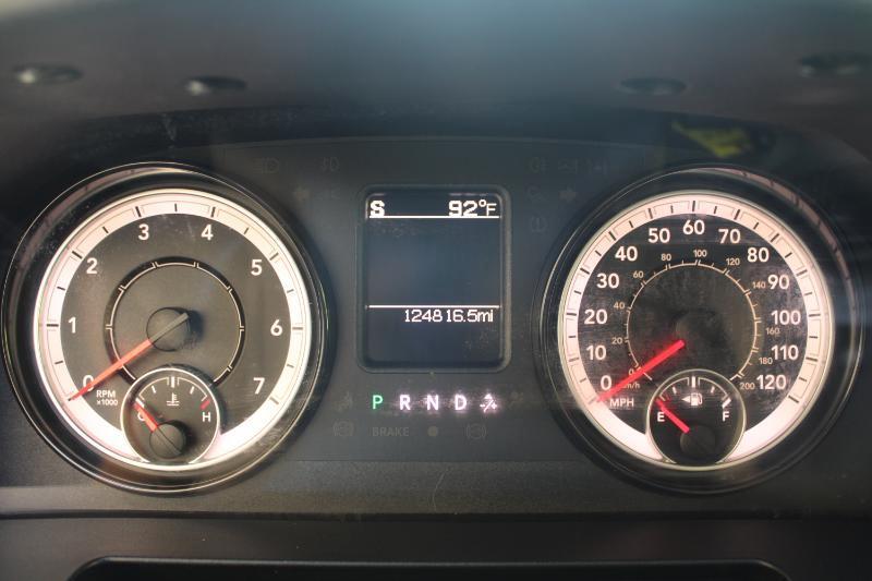 RAM 1500 Express 4x2 Crew Cab 5'7" Box 2018