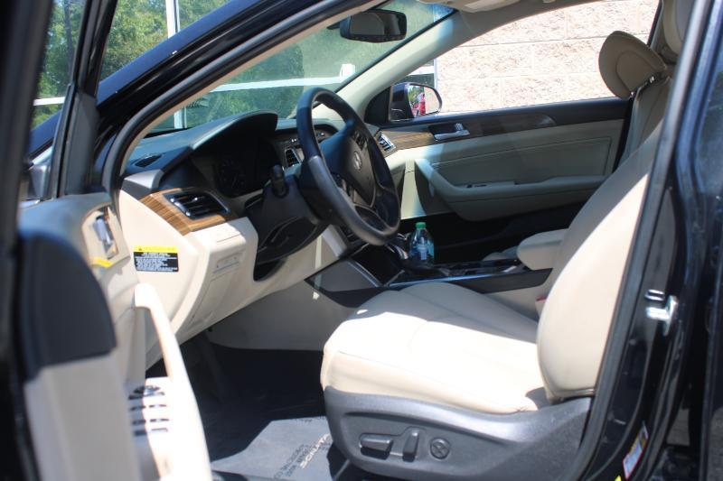 Hyundai Sonata Limited 2.4L 2017