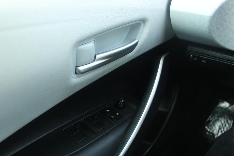 Toyota Corolla SE CVT (Natl) 2024