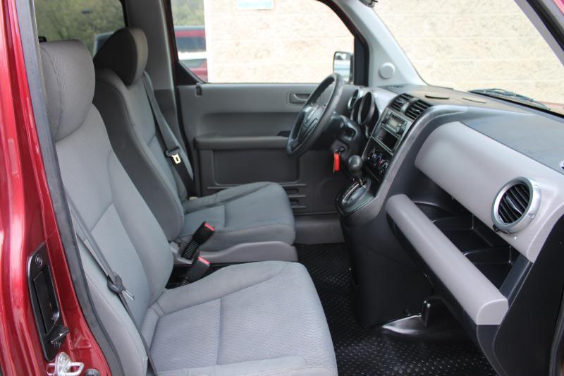 Honda Element 2WD 5dr Auto LX 2010