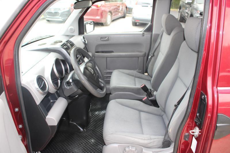 Honda Element 2WD 5dr Auto LX 2010