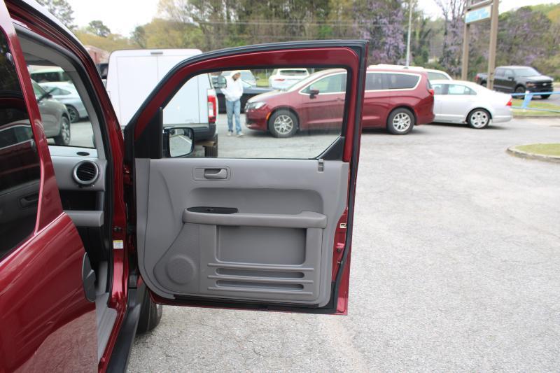 Honda Element 2WD 5dr Auto LX 2010