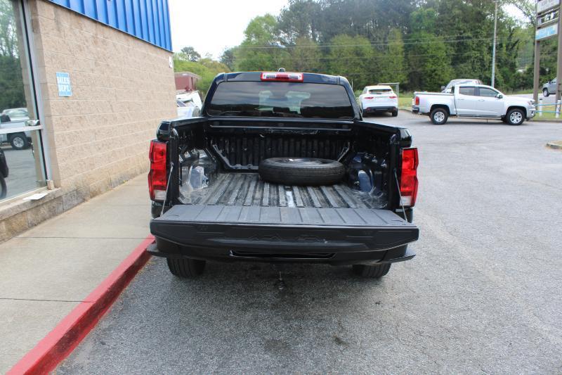 Chevrolet Colorado 2WD Crew Cab WT 2023