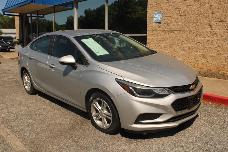 2017 Chevrolet Cruze 4dr Sdn 1.4L LT w/1SD