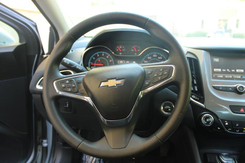 Chevrolet Cruze 4dr Sdn 1.4L LT w/1SD 2017