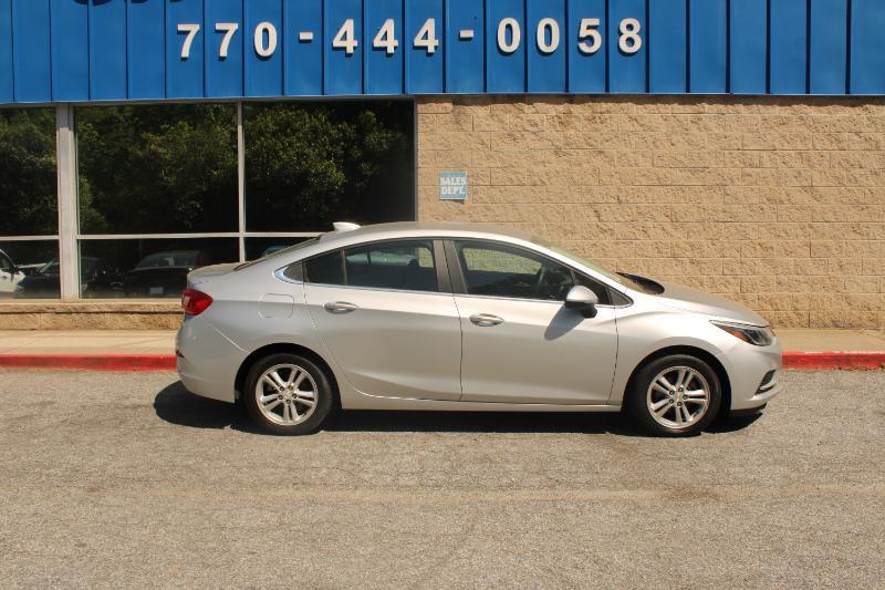 Chevrolet Cruze 4dr Sdn 1.4L LT w/1SD 2017