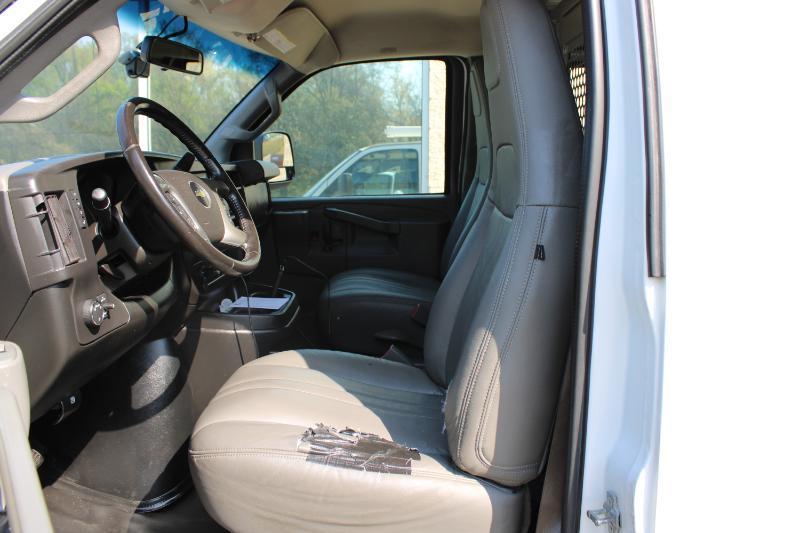 Chevrolet Express Cargo Van RWD 2500 135" 2019