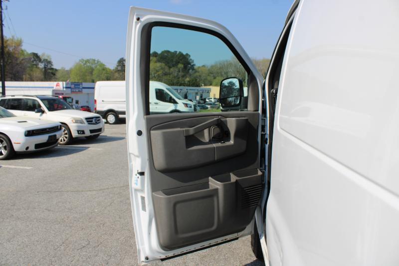 Chevrolet Express Cargo Van RWD 2500 135" 2019