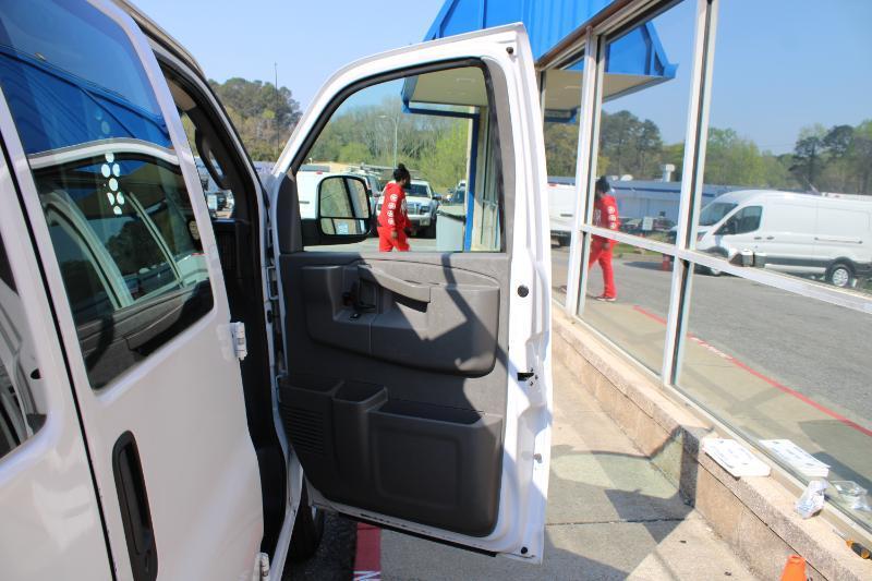 Chevrolet Express Cargo Van RWD 2500 135" 2019