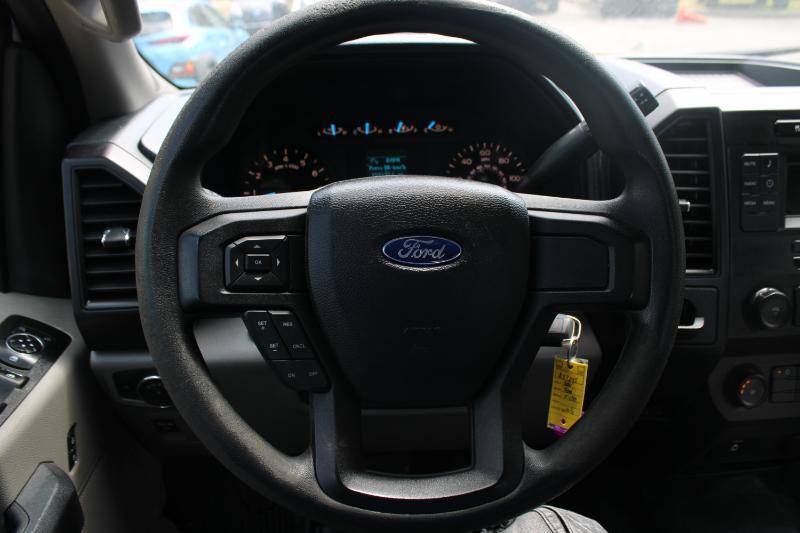 Ford F-150 XLT 2WD SuperCab 6.5' Box 2017