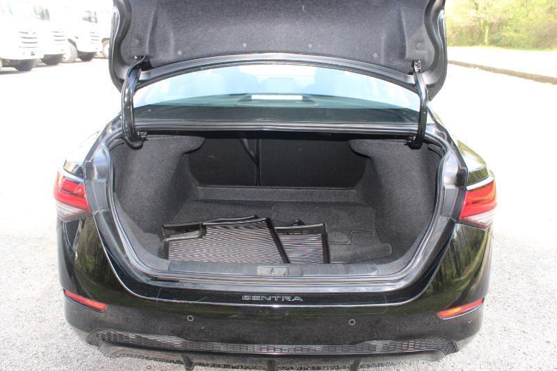 Nissan Sentra S CVT 2024