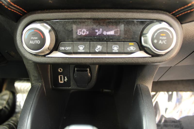 Nissan Versa SR CVT 2020