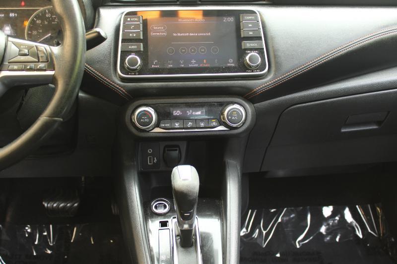 Nissan Versa SR CVT 2020