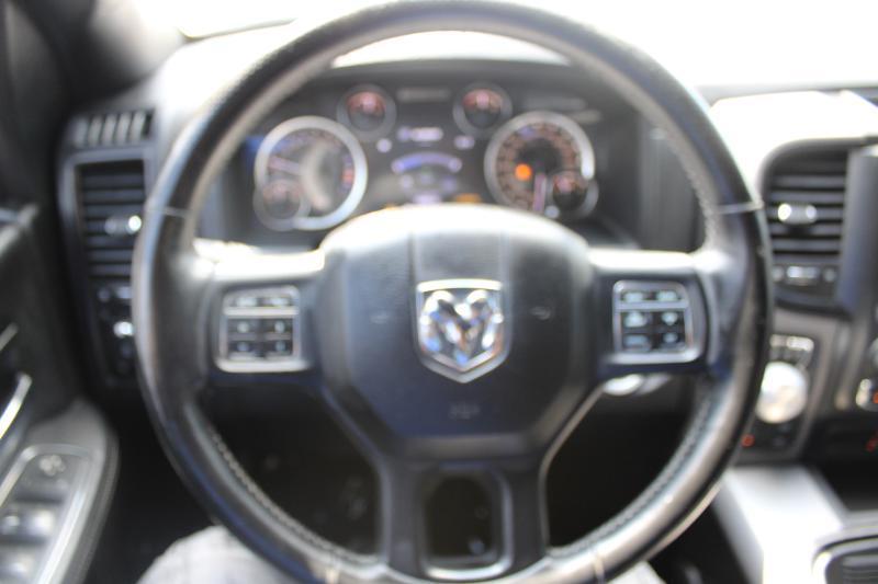 RAM 1500 Rebel 4x4 Crew Cab 5'7" Box 2017