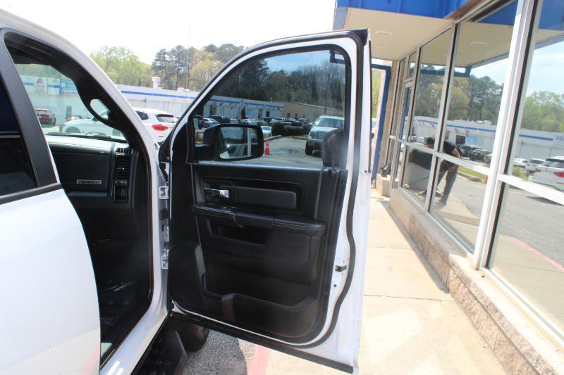 RAM 1500 Rebel 4x4 Crew Cab 5'7" Box 2017