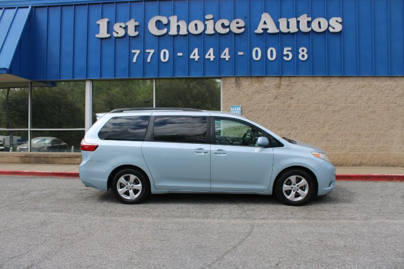 Toyota Sienna 5dr 8-Pass Van LE FWD (Natl) 2015