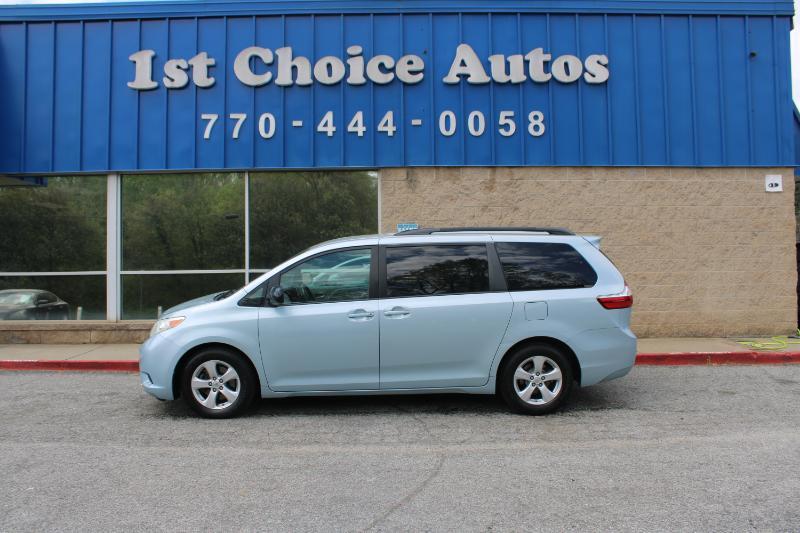 Toyota Sienna 5dr 8-Pass Van LE FWD (Natl) 2015