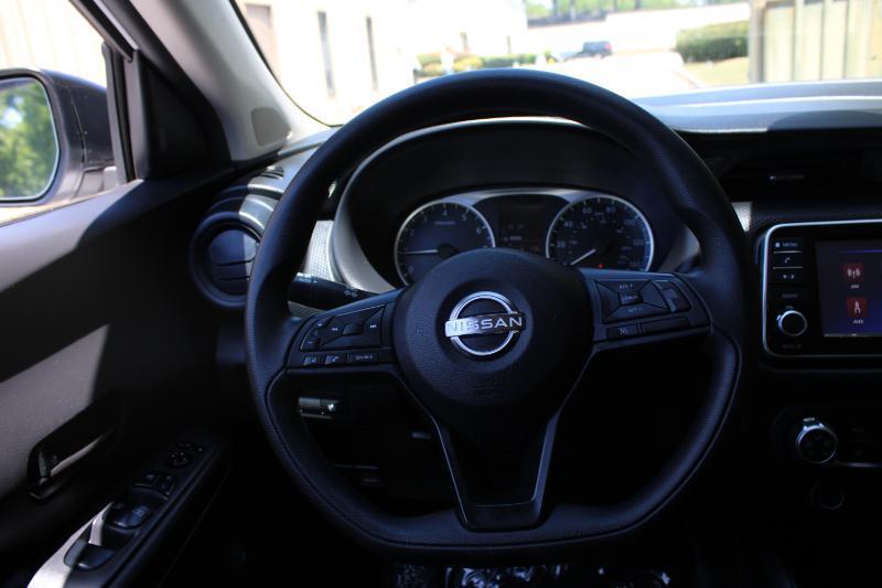 Nissan Kicks S FWD 2023
