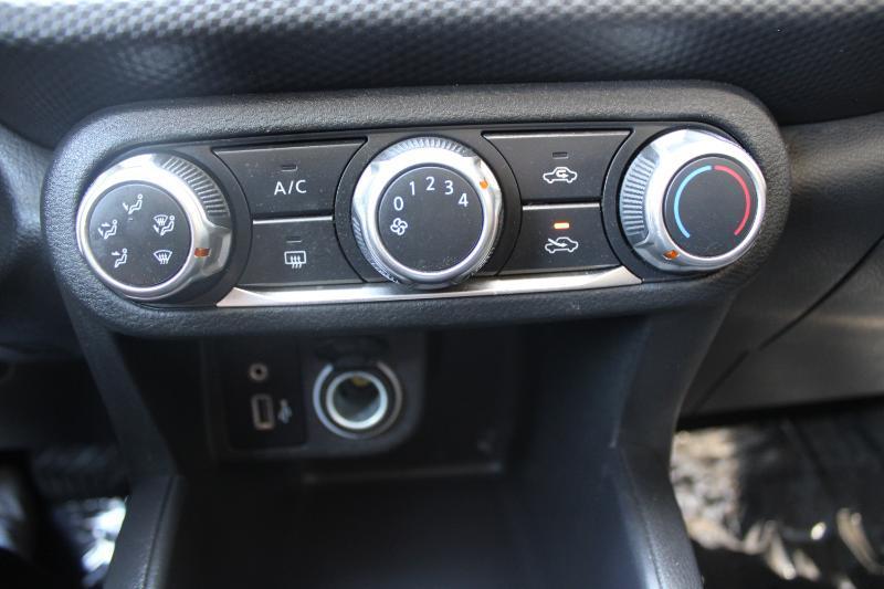 Nissan Kicks S FWD 2023