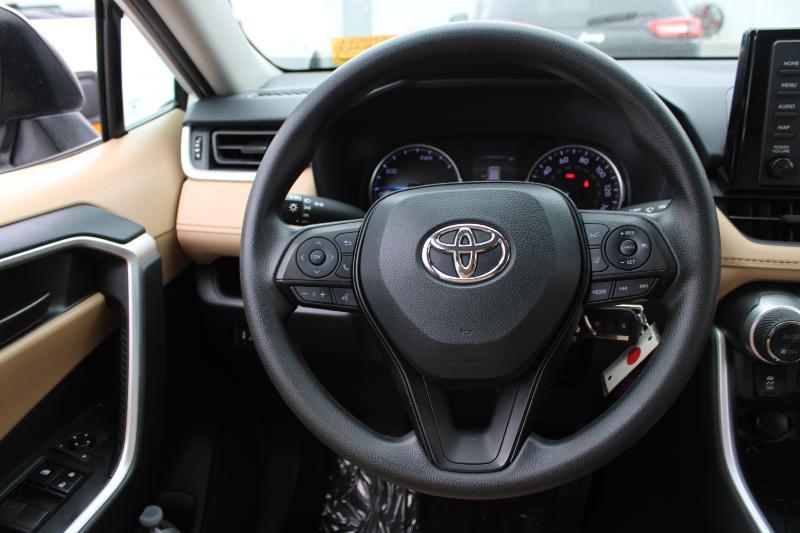 Toyota RAV4 Hybrid LE AWD (Natl) 2021