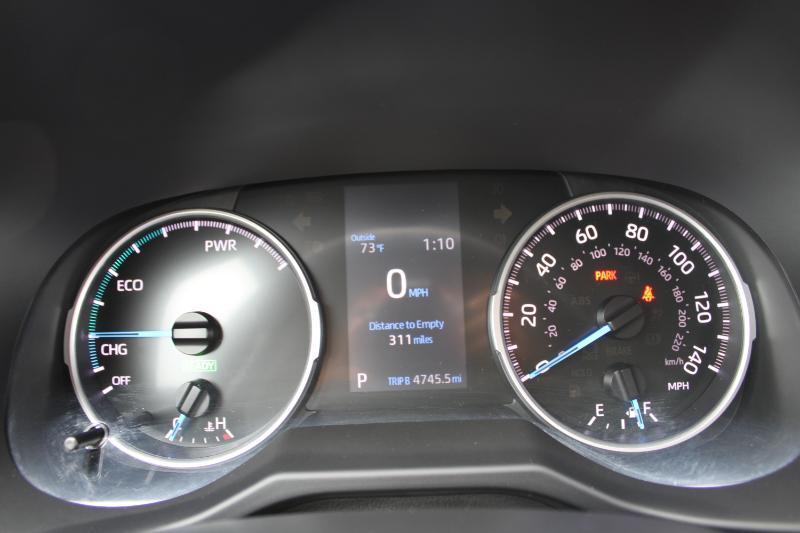 Toyota RAV4 Hybrid LE AWD (Natl) 2021