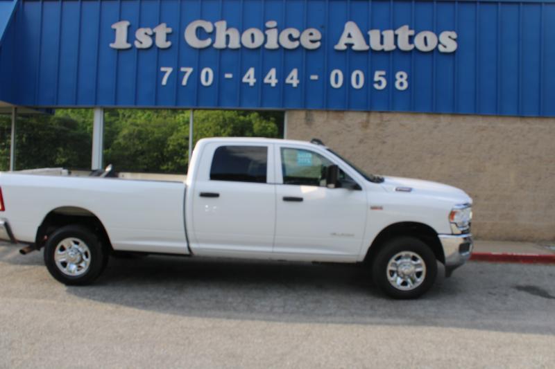 RAM 2500 Tradesman 4x4 Crew Cab 8' Box 2021