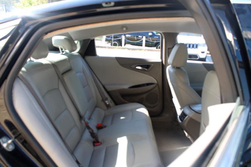 Chevrolet Malibu 4dr Sdn LT w/1LT 2017